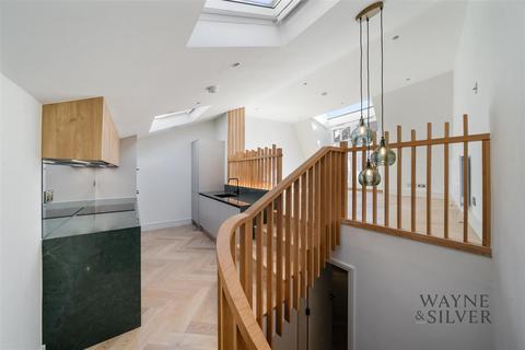 undefined, Eglon Mews, Primrose Hill, NW1