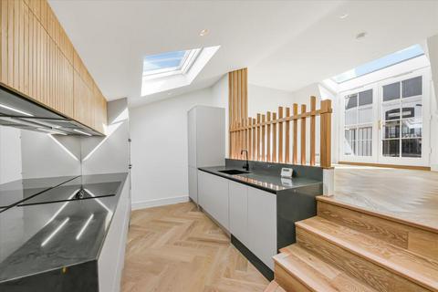 undefined, Eglon Mews, Primrose Hill, NW1