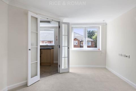2 bedroom retirement property for sale, Manor Road North, Esher KT10