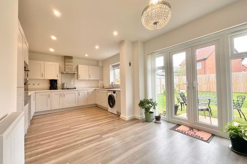 40 Teal Way, Wistaston, Crewe, CW2 8WJ