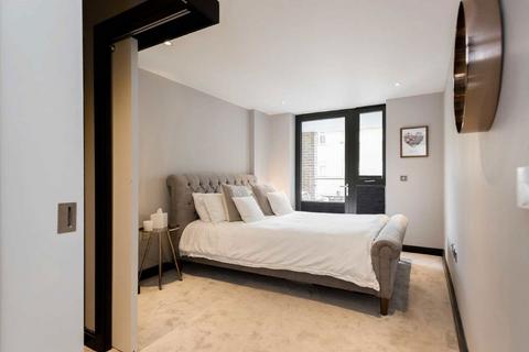 1 bedroom flat for sale, Lancaster Street, London SE1