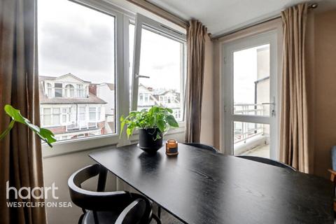 1 bedroom flat for sale, Holland Road, Westcliff-On-Sea