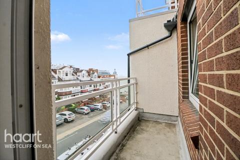 1 bedroom flat for sale, Holland Road, Westcliff-On-Sea