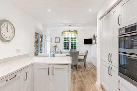 93 Dewberry Road, Tidbury Green, Solihull, B90 1UH