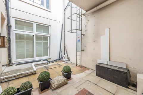1 bedroom flat for sale, Queens Gate, South Kensington, London, SW7