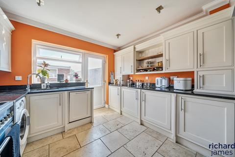 39 Boness Road, Wroughton, Swindon, SN4 9DY