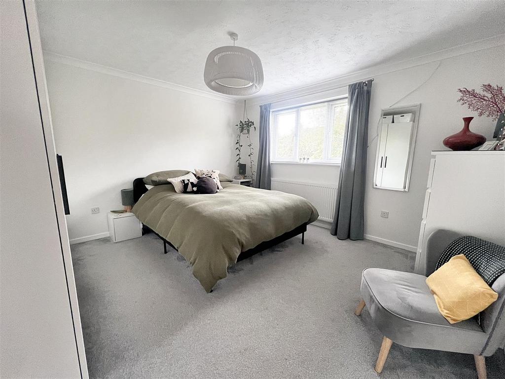Main Bedroom