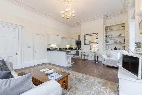 1 bedroom apartment for sale, Wellington Street, Cheltenham GL50