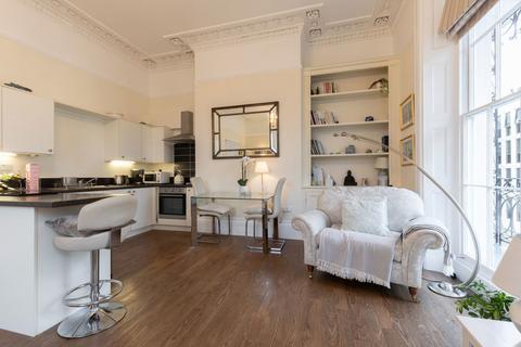1 bedroom apartment for sale, Wellington Street, Cheltenham GL50