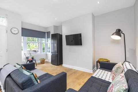 5 bedroom house to rent, St Anns Avenue, Leeds LS4