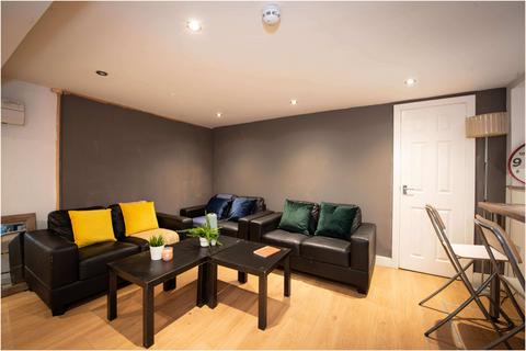 undefined, Estcourt Terrace, Leeds LS6