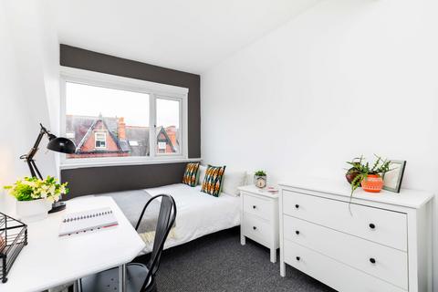 7 bedroom house to rent, Winston Gardens, Leeds LS6