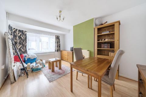 2 bedroom apartment for sale, Morena Street, London