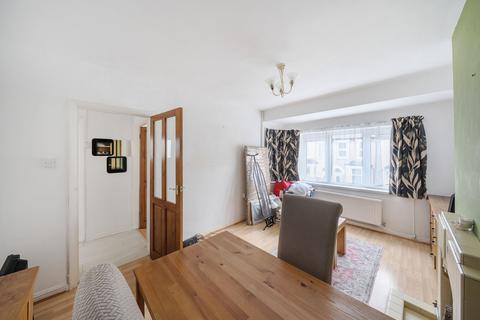 2 bedroom apartment for sale, Morena Street, London