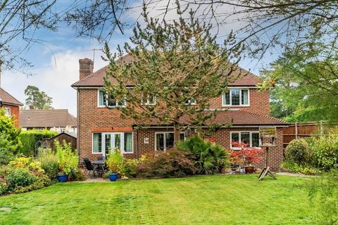 5 bedroom detached house for sale, SONDES PLACE DRIVE, DORKING, RH4