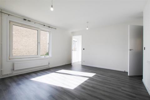 4 bedroom terraced house to rent, Abbey Place, Cambridge CB25