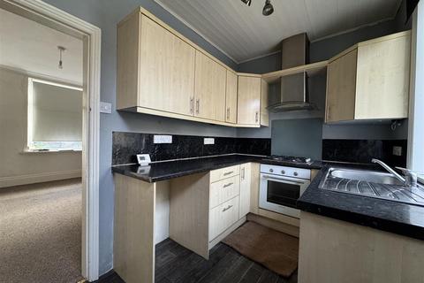 2 bedroom end of terrace house for sale, Broomfield Road, Huddersfield HD1