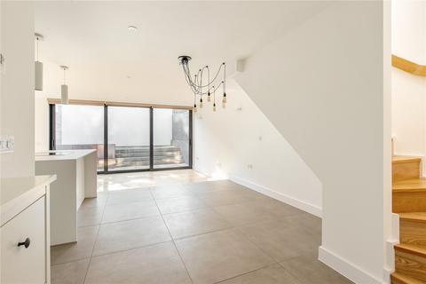 3 bedroom terraced house for sale, Hartington Grove, Cambridge, Cambridgeshire, CB1