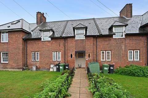 3 bedroom terraced house for sale, Henchman Street, London, W12 0