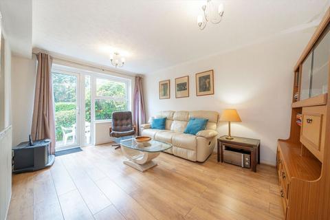 undefined, Queens Road, Weybridge KT13