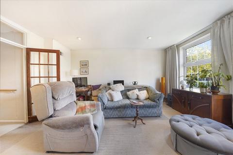 undefined, Sussex Gardens, London, N6