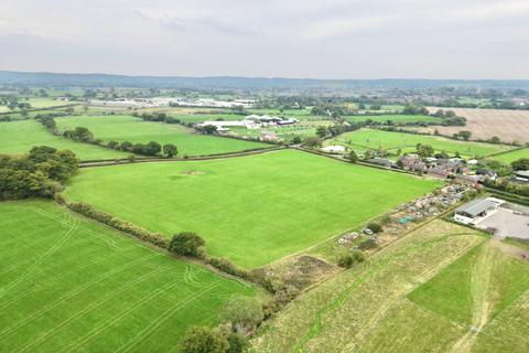 undefined, Manor Farm, Spoonley, TF9