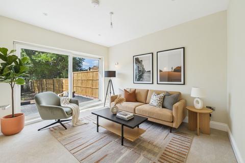 2 bedroom semi-detached bungalow for sale, Broadway East, Carlton, Nottingham