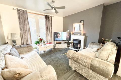 4 bedroom terraced house for sale, Wrenbury Crescent, Adswood