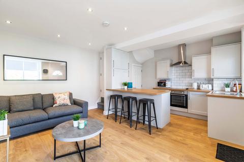 1 bedroom in a house share to rent, Stanmore View, Leeds LS4