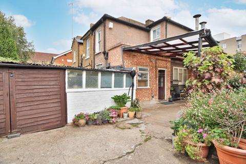 undefined, Cross Road, Kingston Upon Thames