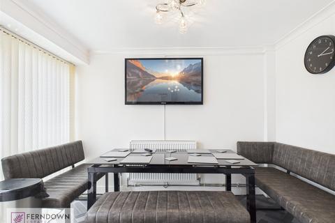 undefined, Ladeler Grove, Tile Cross, Birmingham, B33