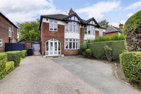 Derby Road, Beeston NG9