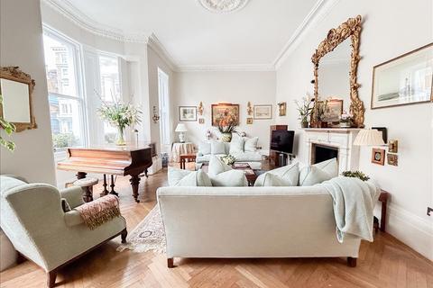 Elvaston Place, South Kensington, London, Royal Borough of Kensington and Chelsea, SW7