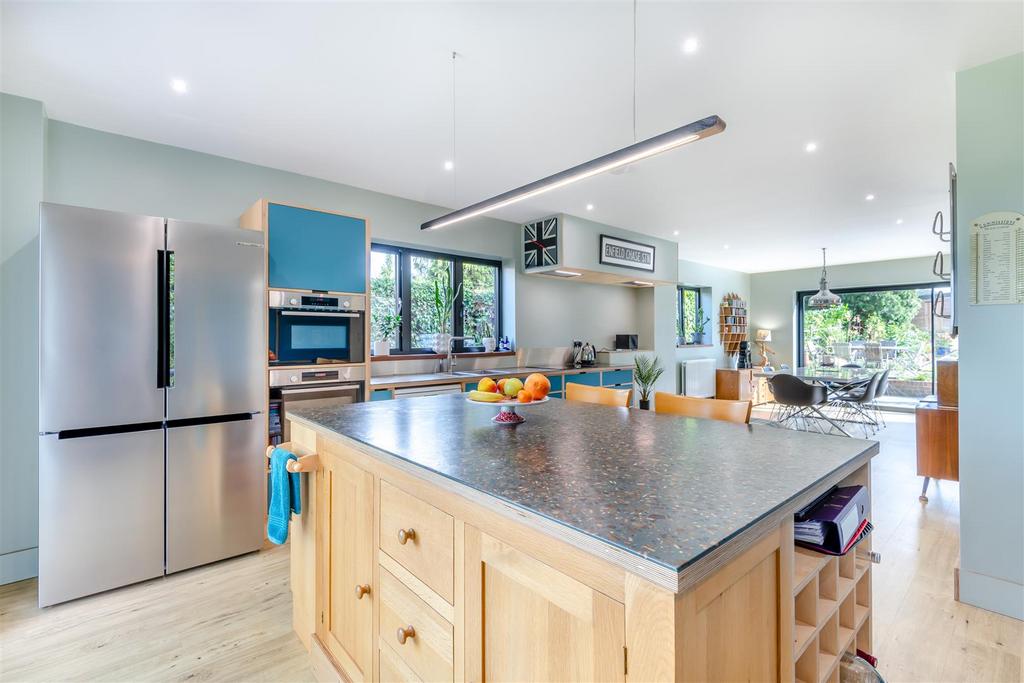 8663029-interior09.jpg