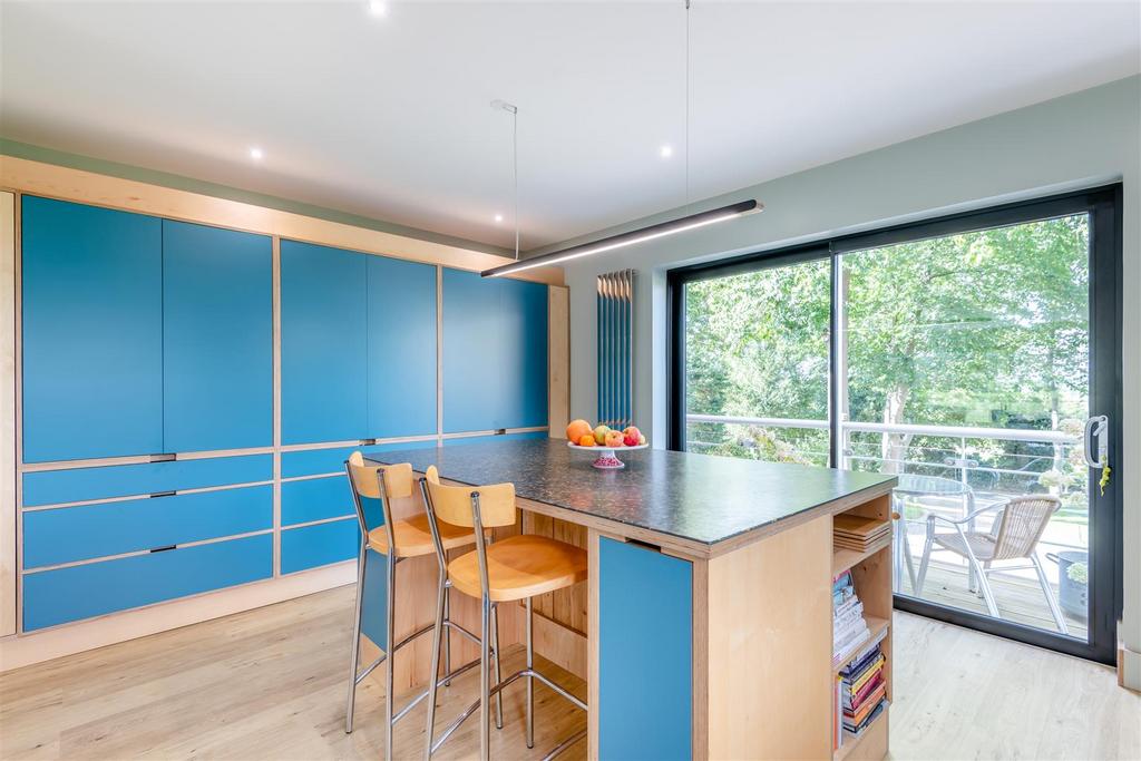 8663029-interior11.jpg