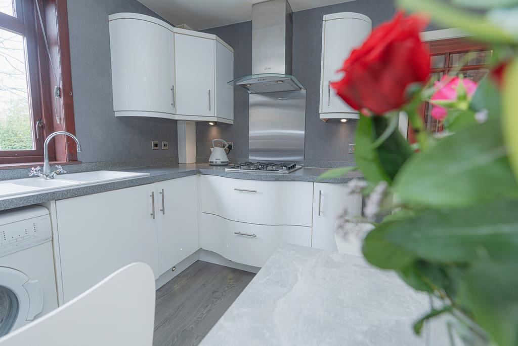 Dining kitchen