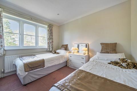 undefined, Lindley Gardens, Alresford, Hampshire, SO24