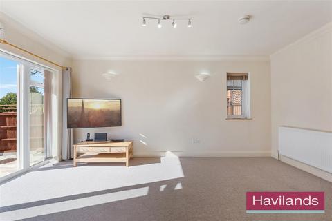 undefined, Oakwood Crescent, London