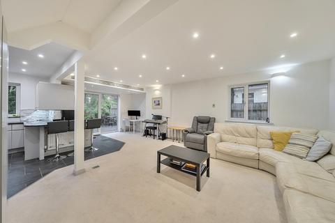 undefined, Downs Avenue, Pinner, Middlesex