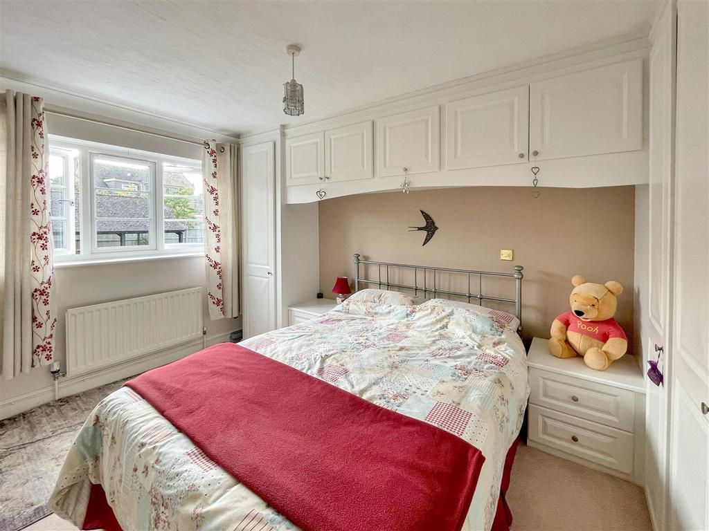 Bed 1 jpeg.jpg
