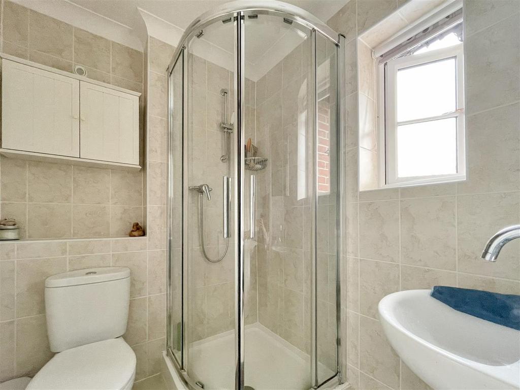 Ensuite jpeg.jpg
