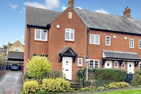 3 bedroom end of terrace house for sale, The Green, Stretton On Fosse