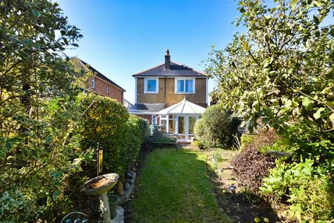 3 bedroom detached house for sale, CENTRAL RYDE