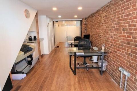 Retail property (high street) for sale, 198 High St Barnet EN5 5SZ