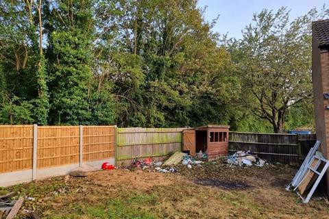 Land for sale, Whitebeam Gdns Nottingham NG6 7DE