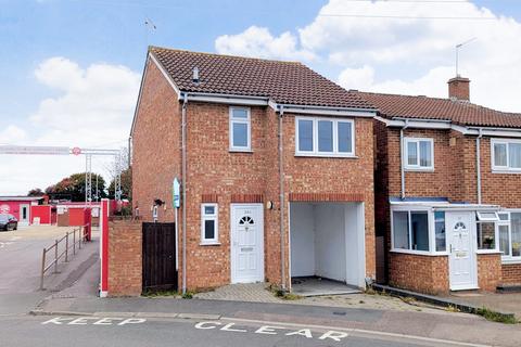 2 bedroom detached house for sale, Vauxhall Road, Hemel Hempstead, HP2
