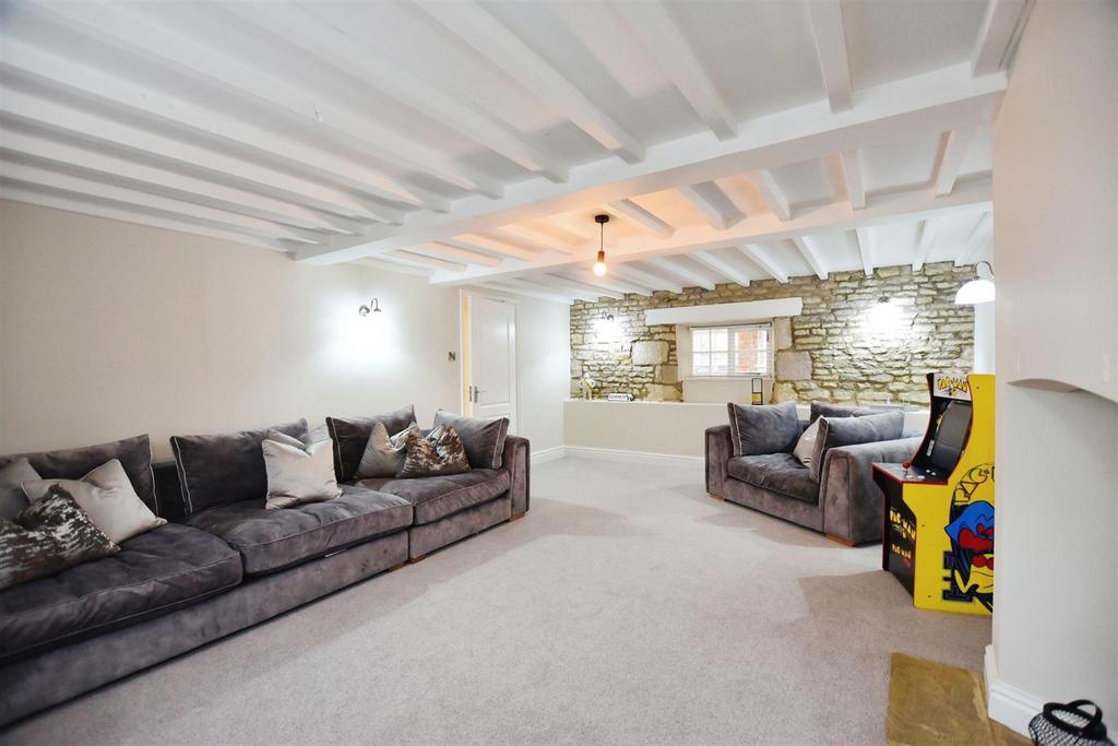 Main Lounge
