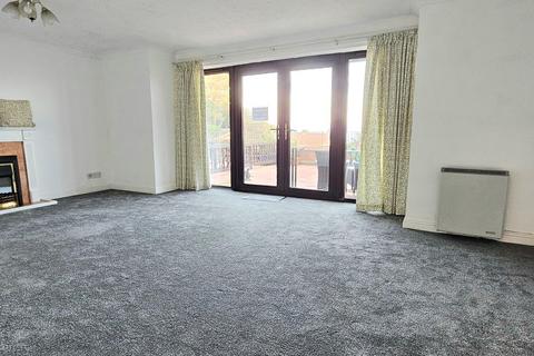 2 bedroom flat to rent, Exeter Road, Dawlish, EX7