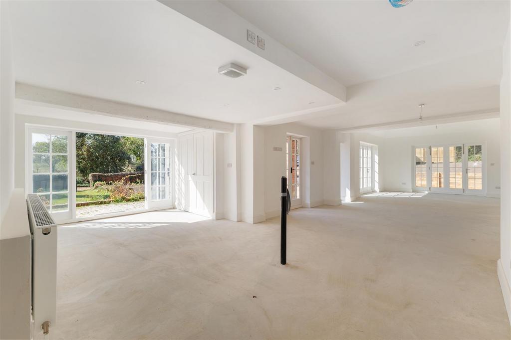 88821 Black-Mikes-Dursden-Lane (9).jpg