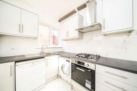 undefined, Heath Road, Hounslow TW3